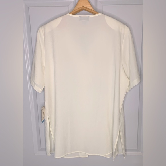 Notations Woman NWT Ivory Short Sleeve Button Up Blouse in Women's Size 1X - Picture 7 of 11